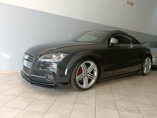 Audi TTS Coupé 2.0 TFSI S tronic - 2011