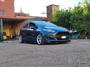 FORD Fiesta 6ª serie - 2017