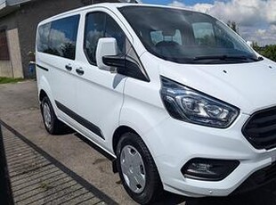 Ford Tourneo Custom 9 posti 2019