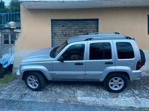 Jeep Cherokee 2.8 limited