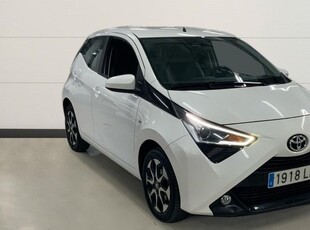 Toyota Aygo 1.0 70 x-play