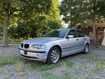 BMW 318i