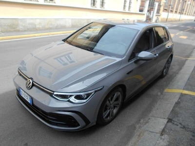 Usato 2021 VW Golf VIII 1.5 Benzin 150 CV (26.800 €)