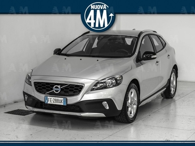 Volvo V40 Cross Country D2 Business del 2016 usata a Prato