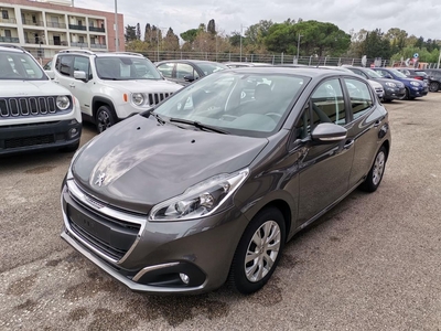 Peugeot 208 PureTech 82