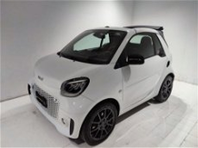 smart fortwo Cabrio EQ cabrio Suitegrey (4,6kW) my 20 del 2021 usata a Cardito