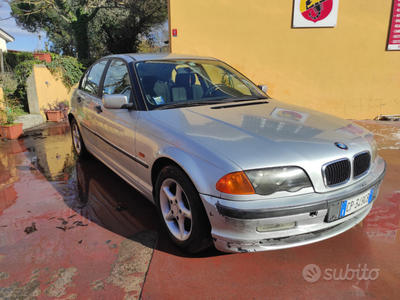 Usato 2001 BMW 320 2.0 Diesel 136 CV (1.000 €)