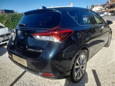 Usato 2017 Toyota Auris Hybrid 1.8 El_Hybrid 136 CV (13.990 €)