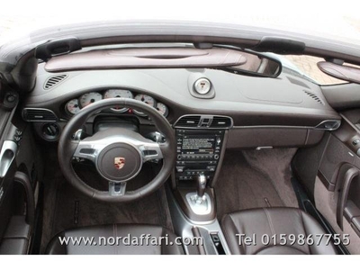 PORSCHE 911 Turbo Cabriolet PDK MONODADO