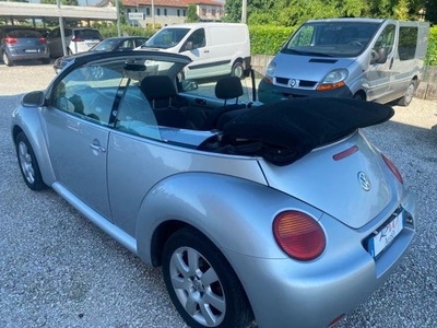 VOLKSWAGEN New Beetle Cabrio TDI 101CV