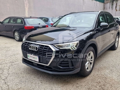 Audi Q3 35 TDI S tronic Business 110 kW