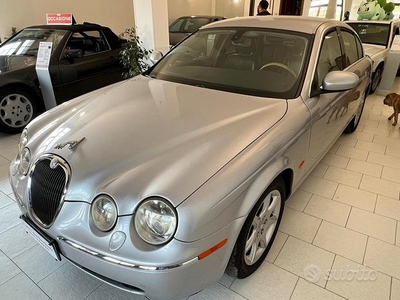 Jaguar S-Type 3.0 V6 EXECUTIVE