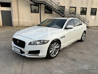 JAGUAR XF 2.0 D 180 CV aut. Prestige