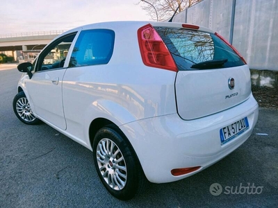 Usato 2015 Fiat Punto 1.2 Diesel 75 CV (3.750 €)