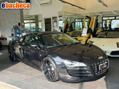 Audi r8 coupe 5.2 v10..