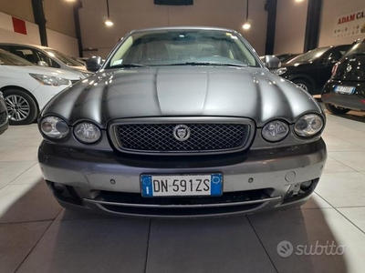 Jaguar X-Type 2.2D cat aut. Premium Luxury cDPF