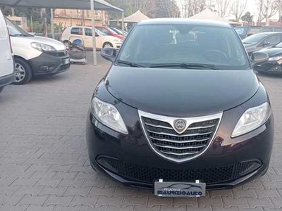 Lancia - Lancia Ypsilon London Paris 1.2 Mt (69 .