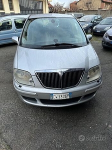 Lancia Phedra 2.0 MJT 136 CV Platino