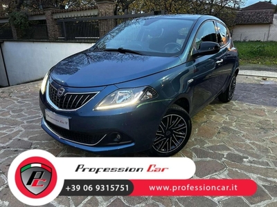 Lancia Ypsilon 1.0 FireFly