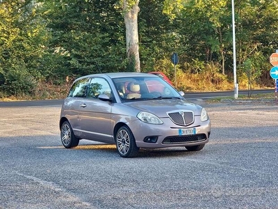 Lancia Ypsilon 1.2 Argento