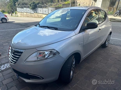 Lancia Ypsilon 1.3 MJT 16V 95 CV 5 porte S&S Plati