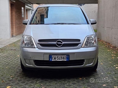 Opel - 2005