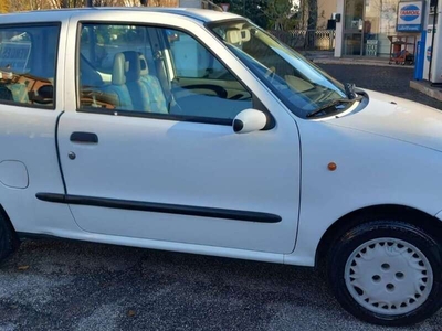Usato 1998 Fiat Seicento 0.9 Benzin 39 CV (1.450 €)