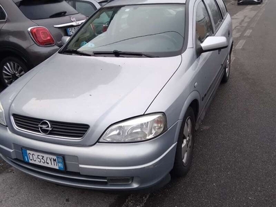 Usato 2002 Opel Astra 1.4 Benzin 90 CV (2.000 €)