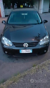 Usato 2004 VW Golf V Diesel (2.100 €)