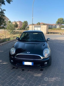 Usato 2011 Mini Cooper 1.4 Benzin 88 CV (7.500 €)