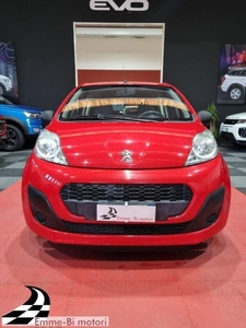 Usato 2013 Peugeot 107 1.0 Benzin 68 CV (5.450 €)