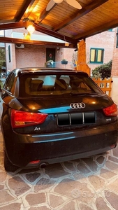 Usato 2014 Audi A1 1.2 Benzin 86 CV (10.500 €)