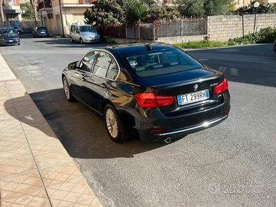 Usato 2019 BMW 318 2.0 Diesel 150 CV (21.900 €)