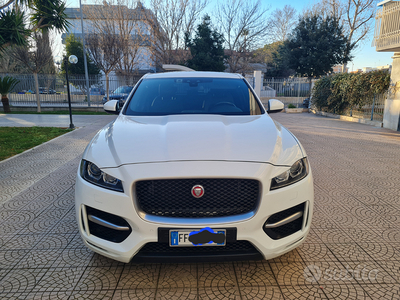 Vendo JAGUAR F-Pace awd 180cv 4×4 R-Sport