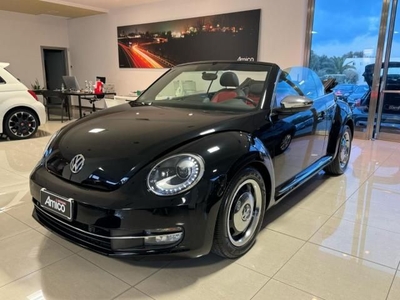 VOLKSWAGEN - Maggiolino - Cabrio 1.6 TDI Design Pelle Rossa