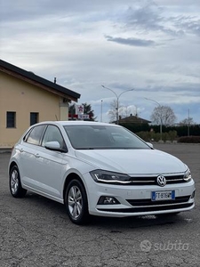 VOLKSWAGEN Polo 6ª serie - 2019