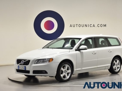 Volvo V70 2.4 D5 Geartronic Kinetic usato