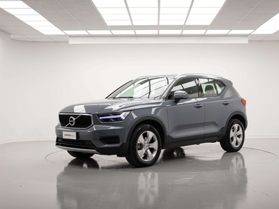 Volvo XC40 T3 Geartronic Momentum 120 kW