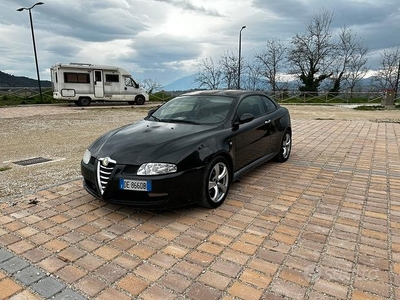 Alfa Romeo gt