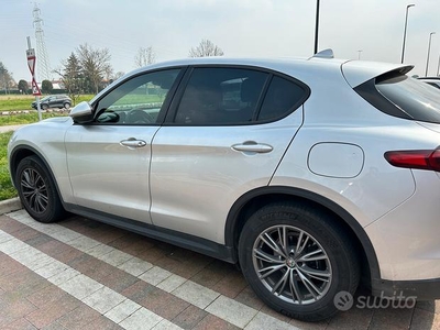 Alfa Romeo Stelvio 210cv