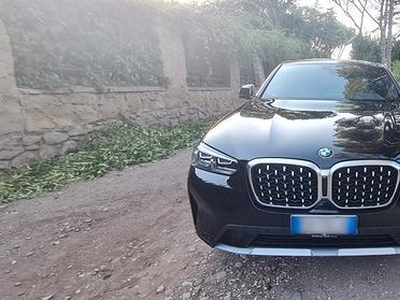 BMW X4 (2021) XDRIVE - subentro noleggio