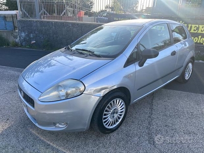 Fiat Grande Punto Grande Punto 1.3 MJT 75 CV 3 por