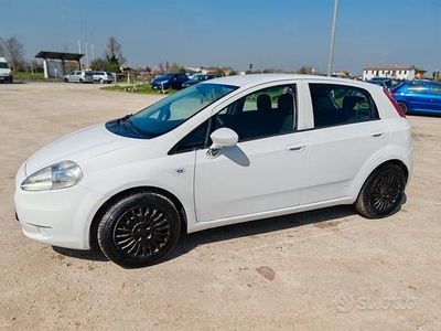 Fiat Grande Punto Grande Punto 1.3 MJT 90 CV 5 por