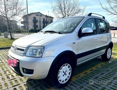 FIAT Panda 2ª serie - 2010-4x4-GPL