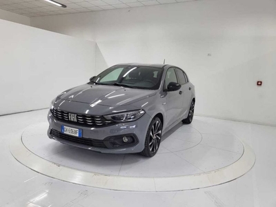 FIAT Tipo (2015-->)