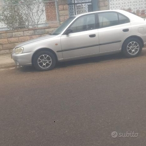 HYUNDAI Accent 2ª serie - 2000