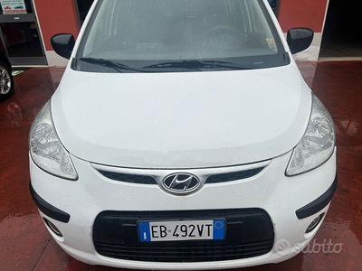 Hyundai i10 in vendita