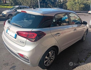 Hyundai i20 1.2 5 porte 75 CV