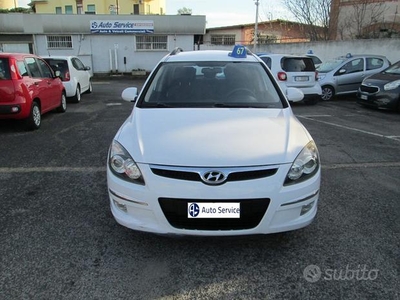 HYUNDAI i30 CW 1.4 16V 109CV BlueDr. GPL Active