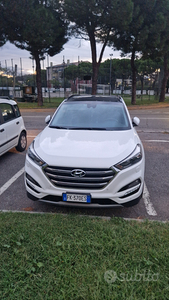 Hyundai Tucson 1.7 CRDi XPossible + Safety Pack